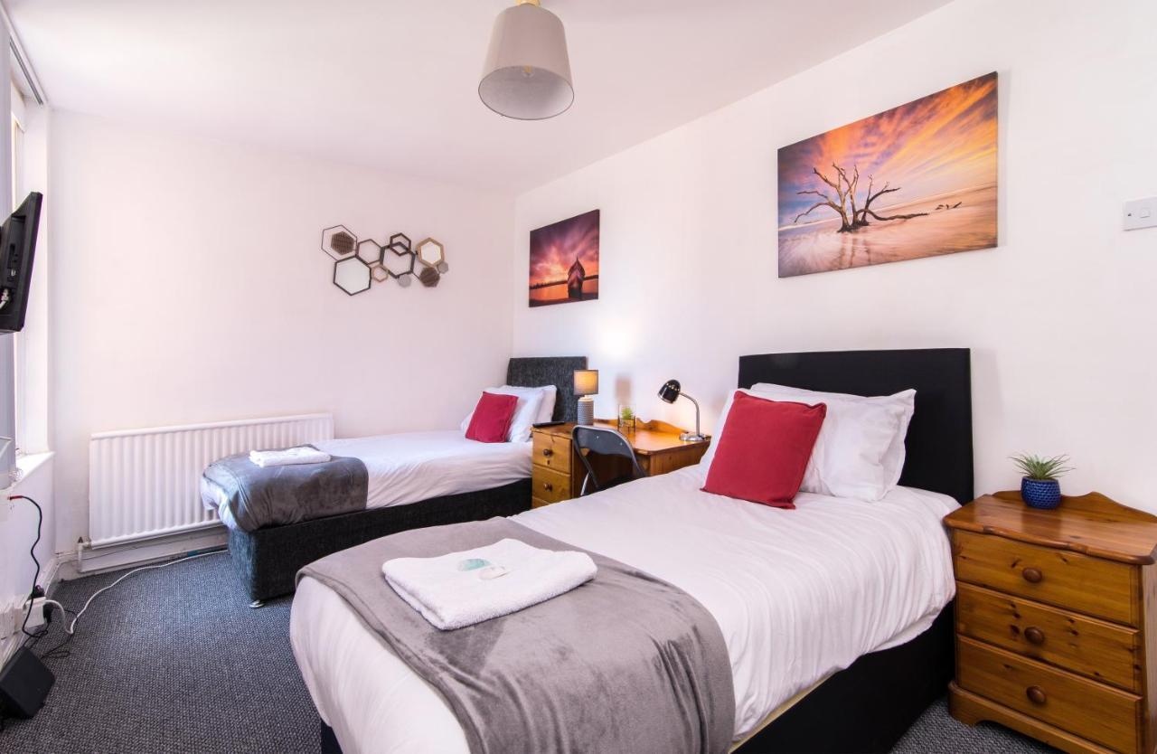 Characterful 2 Bed Apartment - Spacious & Comfy Castle Donington Buitenkant foto