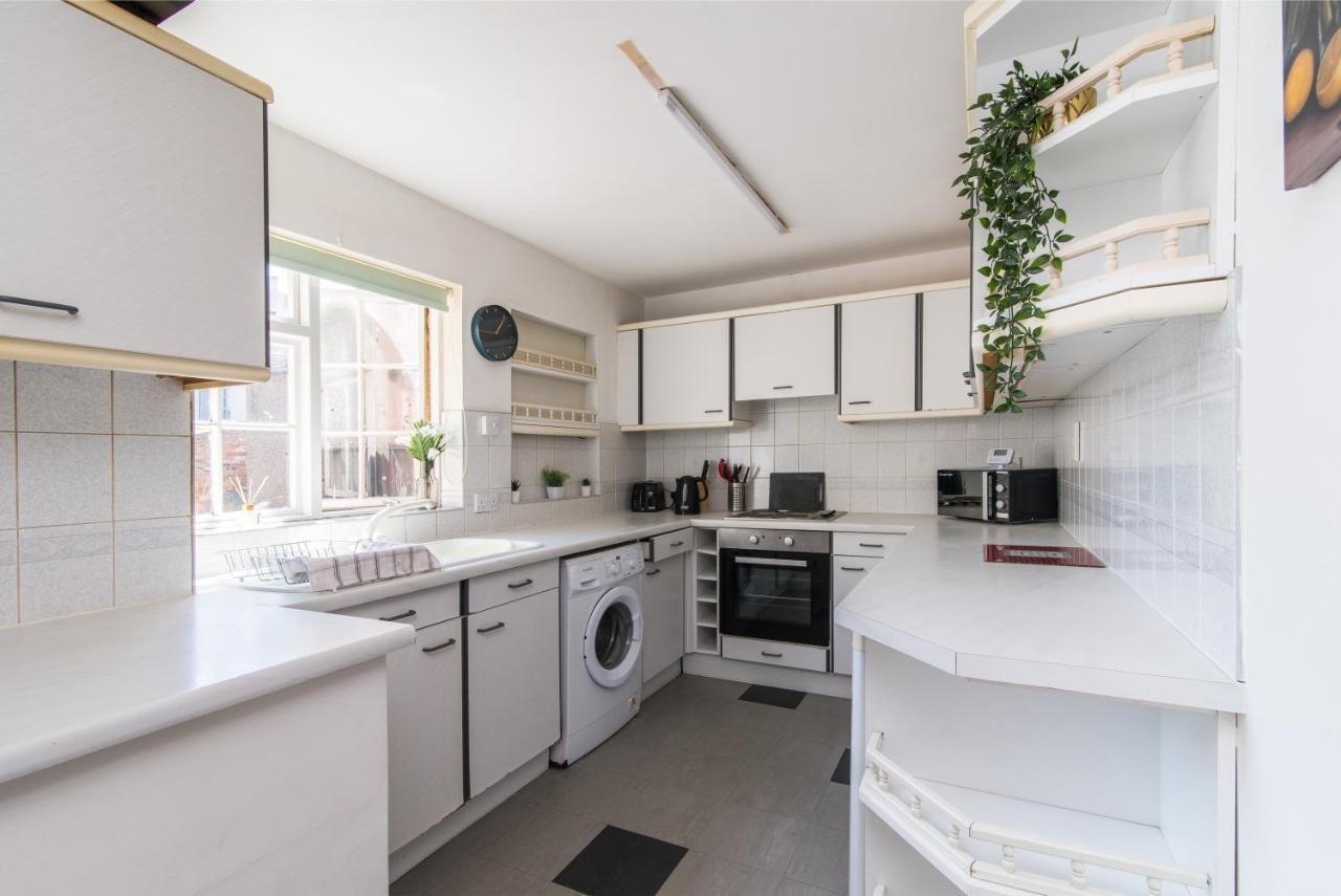 Characterful 2 Bed Apartment - Spacious & Comfy Castle Donington Buitenkant foto